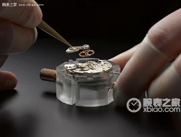 浪琴官网客服电话（浪琴手表机芯生锈的解决方法）