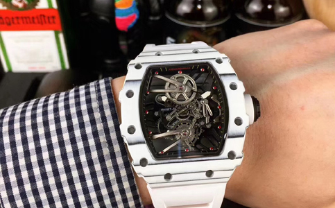 理查德米勒手表售后维修电话（理查德米勒手表表针变色处理方法）