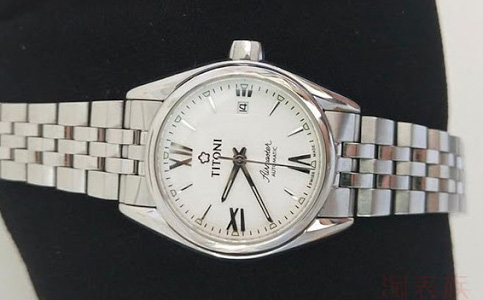 梅花手表售后网点（梅花手表电池没电的现象）