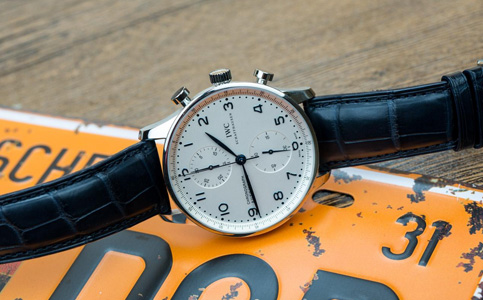 万国手表售后服务点（处理万国手表生锈问题）