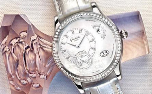 格拉苏蒂手表售后维修服务中心(格拉苏蒂长时间未佩戴不走)