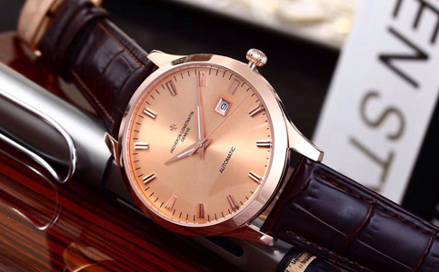 江诗丹顿手表售后维修电话查询（江诗丹顿表蒙上出现了划痕）