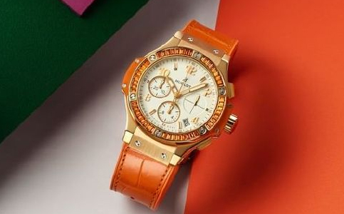 宇舶官方维修电话（宇舶手表很久不戴不走了）